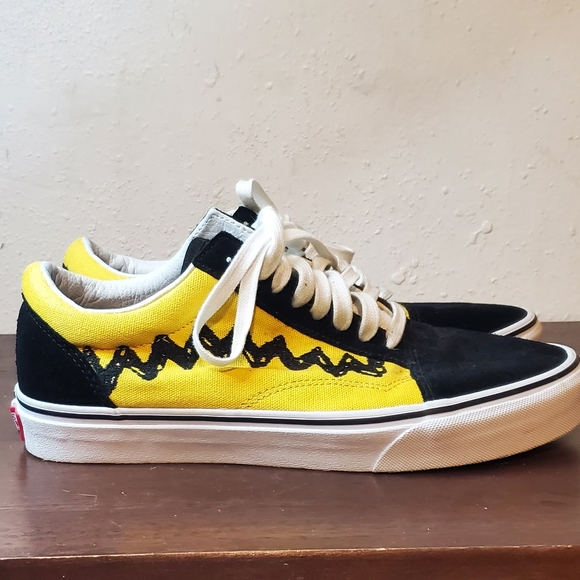 Vans Peanuts x Old Skool 'Charlie Brown' - Picture 3 of 11